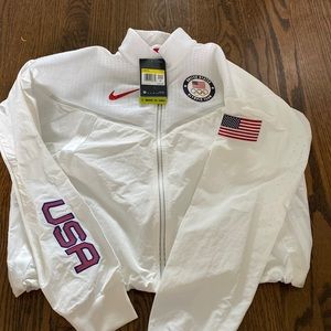 Nike Team USA Windrunner